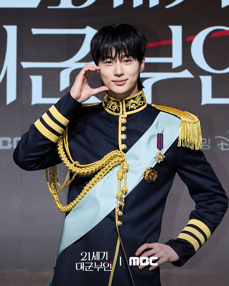 변우석 tweet media