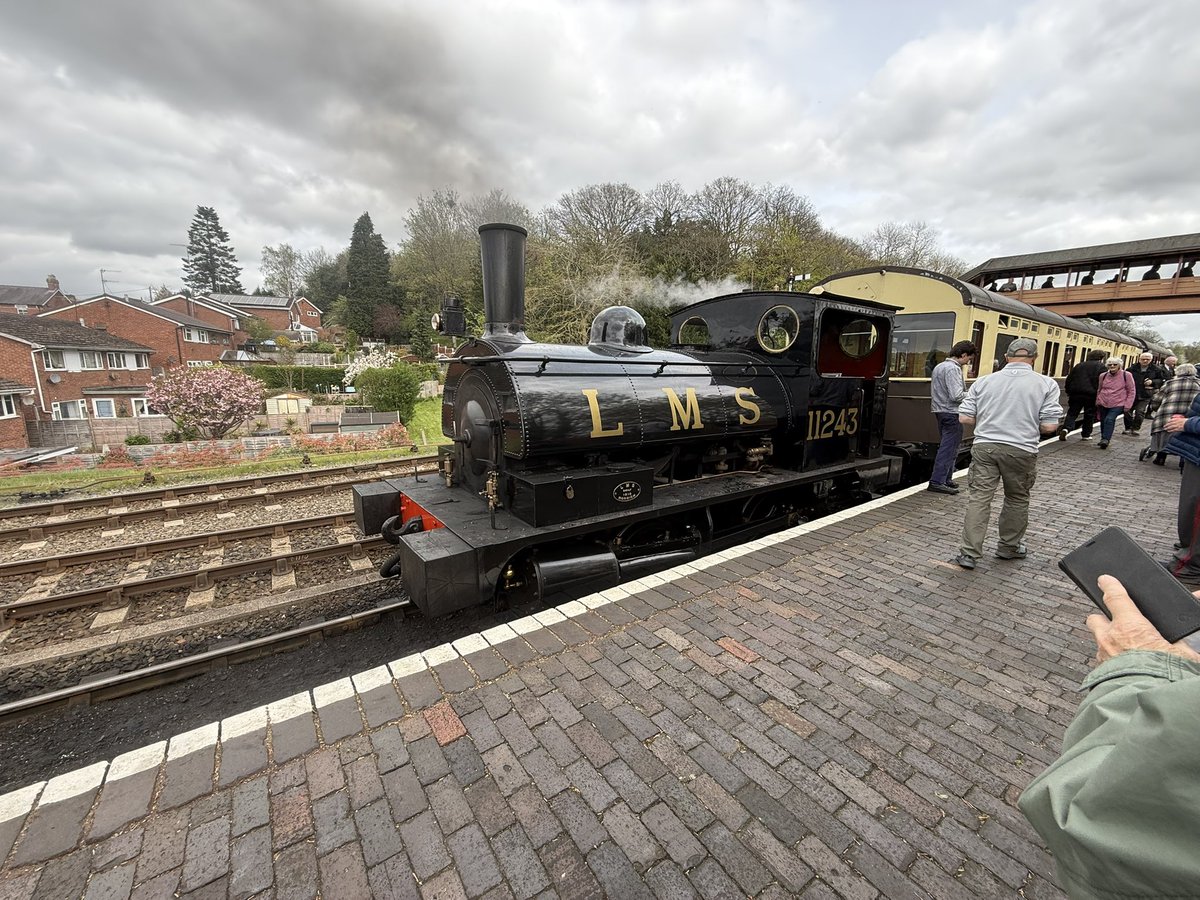 Tim Easton tweet media