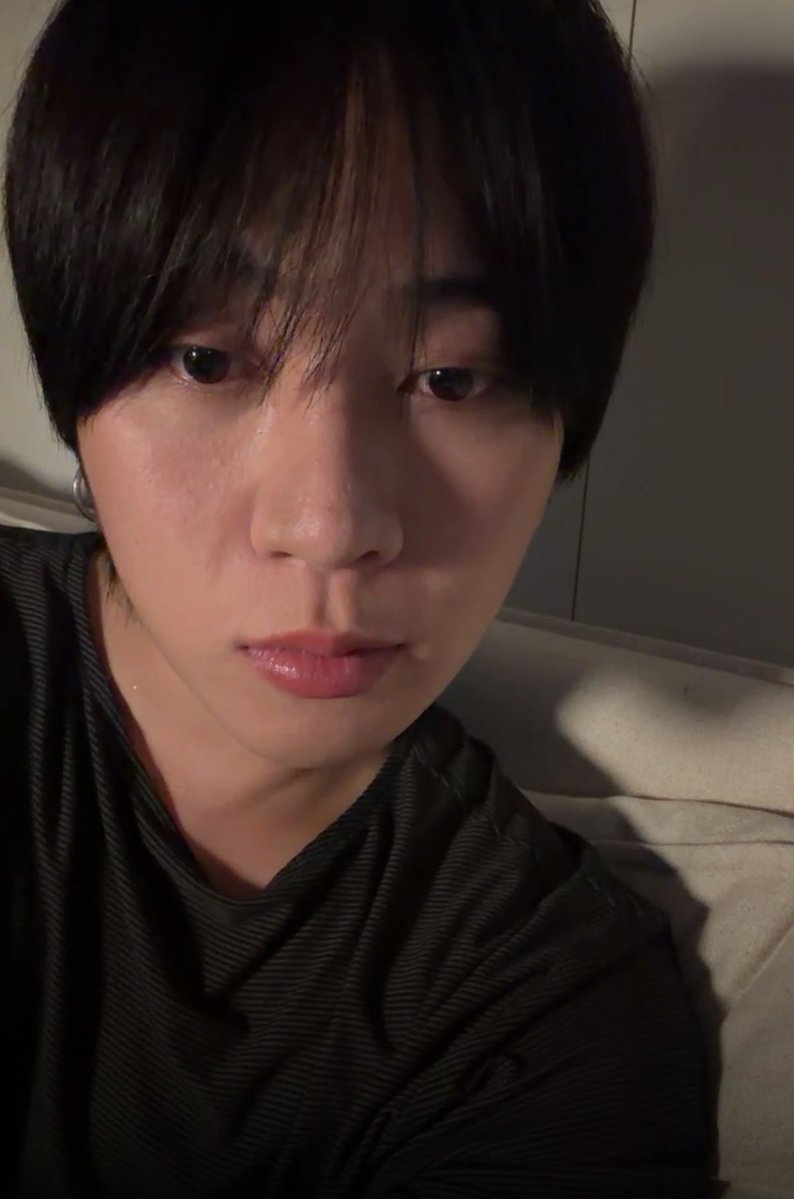 s 🦊 ૮ ˶ᵔ ᵕ ᵔ˶ ა tweet media