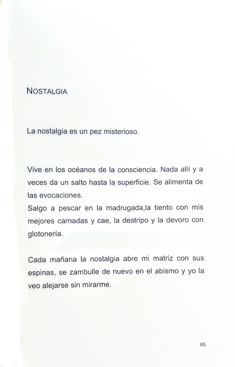 TeamPoetero's tweet photo. "Cada mañana la nostalgia abre mi matriz con sus espinas, se zambulle de nuevo en el abismo y yo la veo alejarse sin mirarme."

María Ramírez Delgado  
(Venezuela, 1974) https://t.co/TUJx9FWXMK