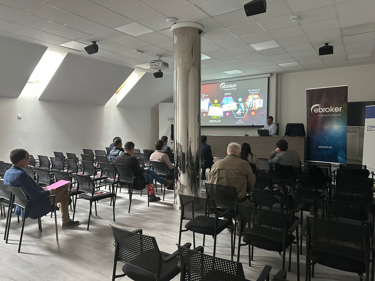 CMediadoresCant's tweet image. Éxito en la jornada formativa con ebroker en nuestro Colegio. 🚀 

Analizamos cómo conectar con el futuro de la mediación a través de la tecnología y la estrategia. 💡📈

¡Gracias @ebrokerES por ayudarnos a seguir creciendo! 🙌
 #ColegioMediadores #ebroker #Formación #Seguros