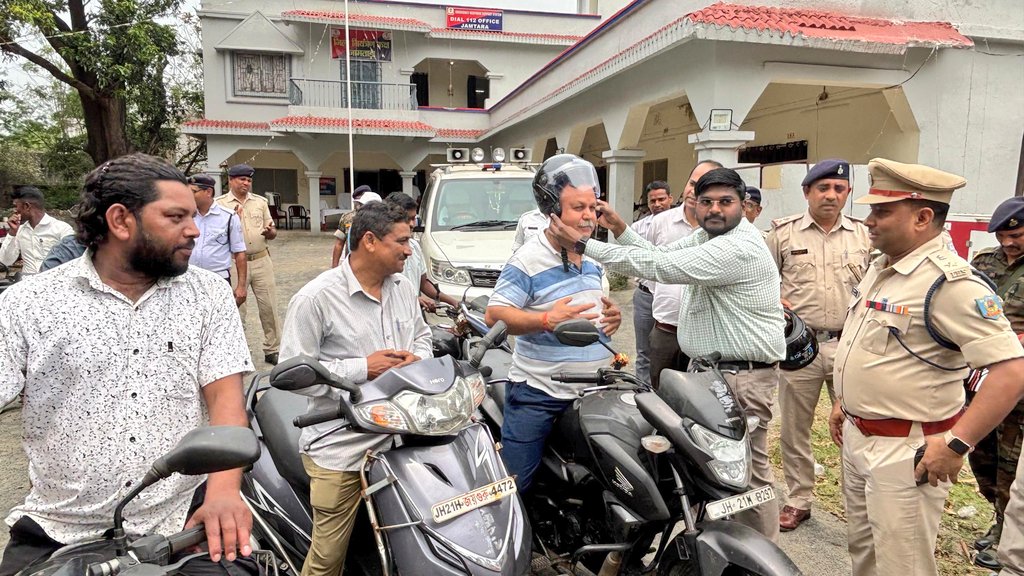 DC JAMTARA tweet media