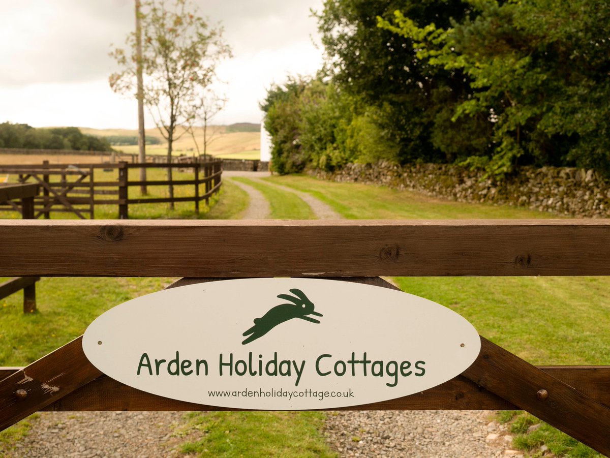 ArdenCottage's tweet photo. Do you want to know what’s on during your stay - or an idea of what there is to see and do in the local area? Then we’ve got you covered. Our What's On page, keeps you up to date with local events, places to visit and just about anything we think our guests would be interested in https://t.co/EohCHKIE3t