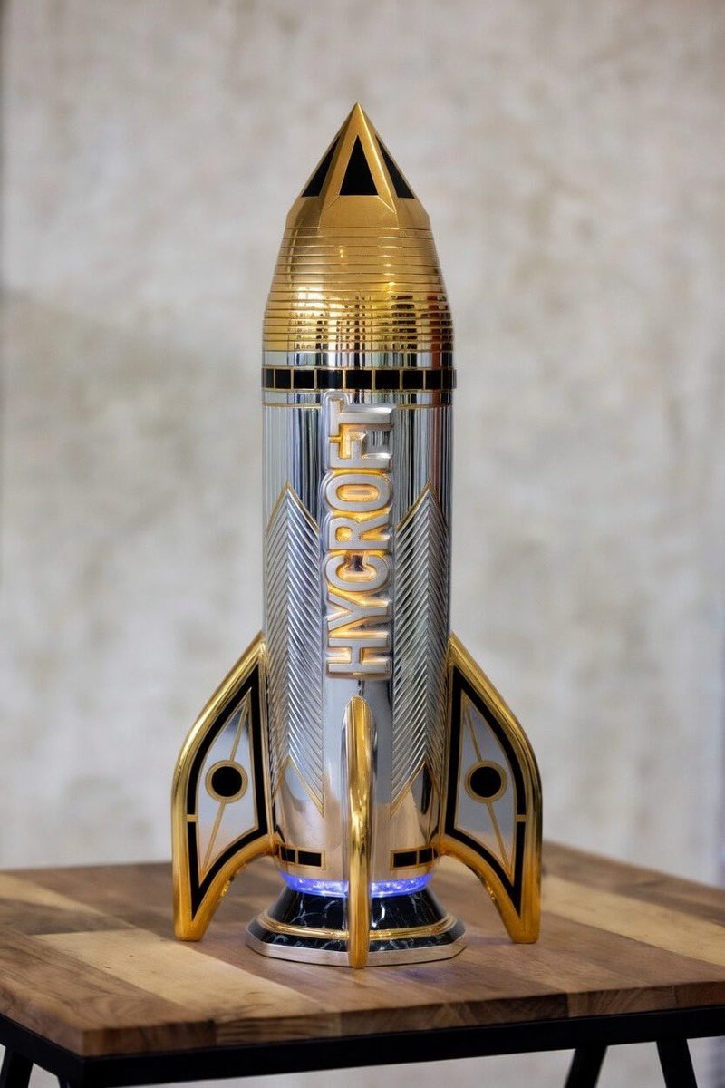 ApeAction's tweet photo. @AndrewHuotte @GUARDIAN10082 @MarieCatPoches Our moon rocket is ready to launch ! https://t.co/B7n9NbzcD5