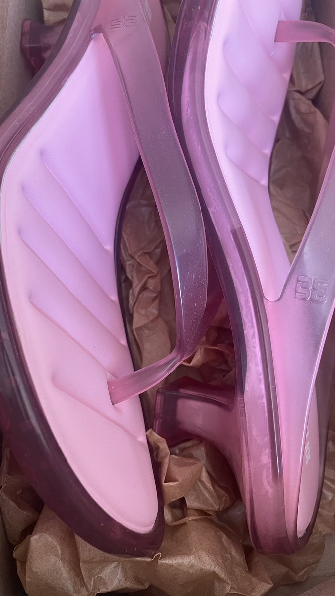 efêmera tweet media