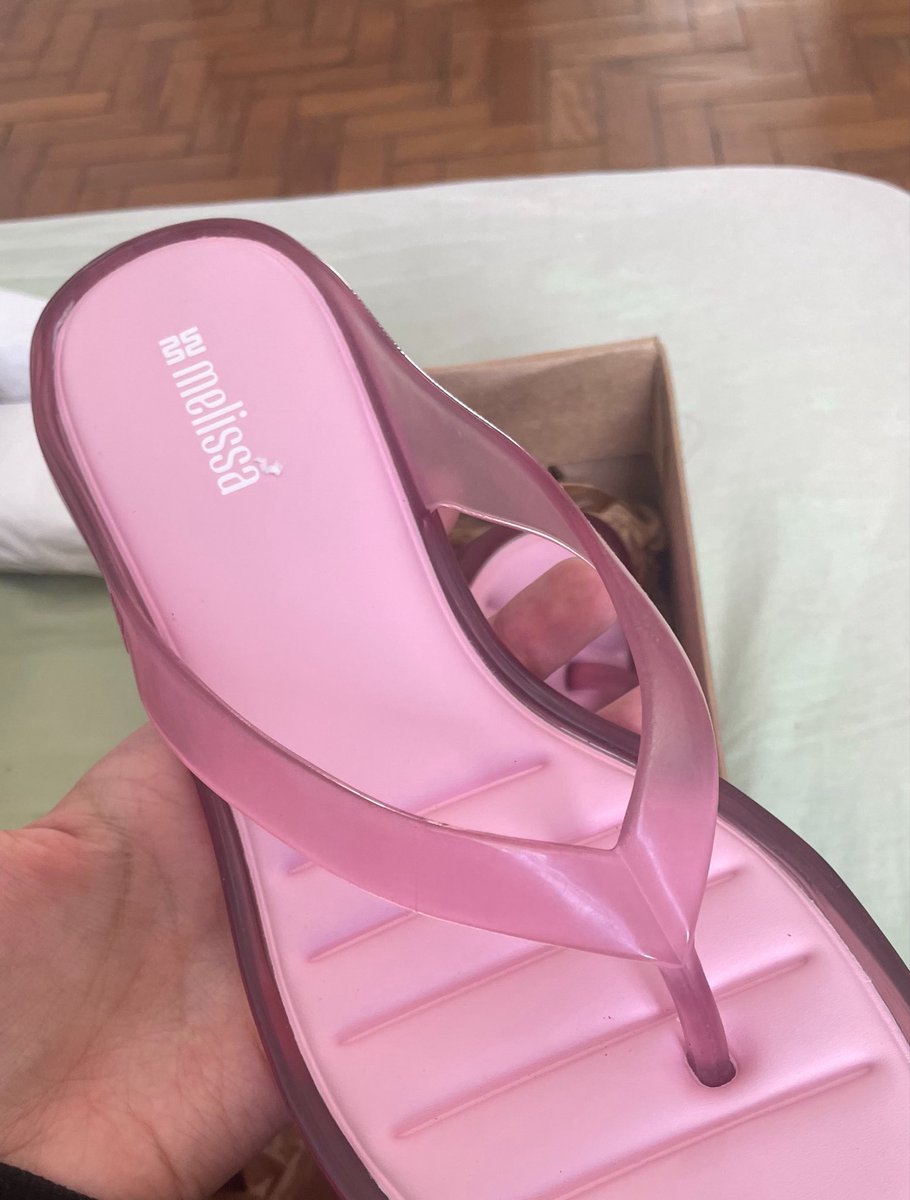 efêmera tweet media