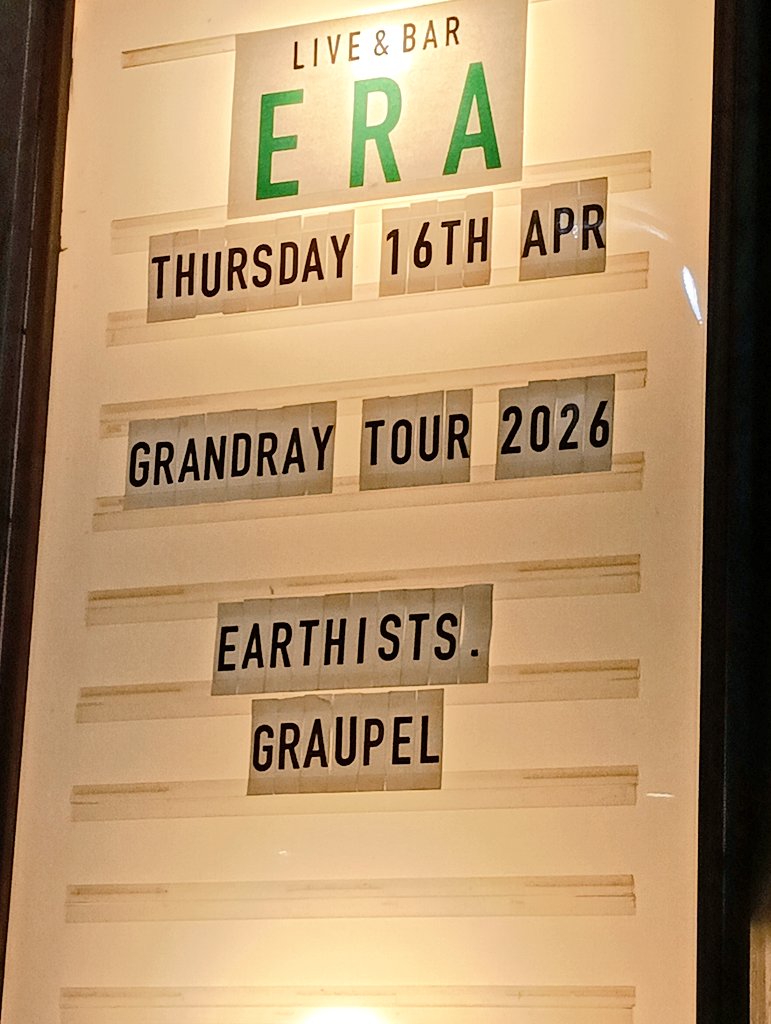 Cinder__Wolf's tweet image. Fade Away2回聴けるの神すぎるからまたツーマンやってくれください
#Graupel  #Earthists