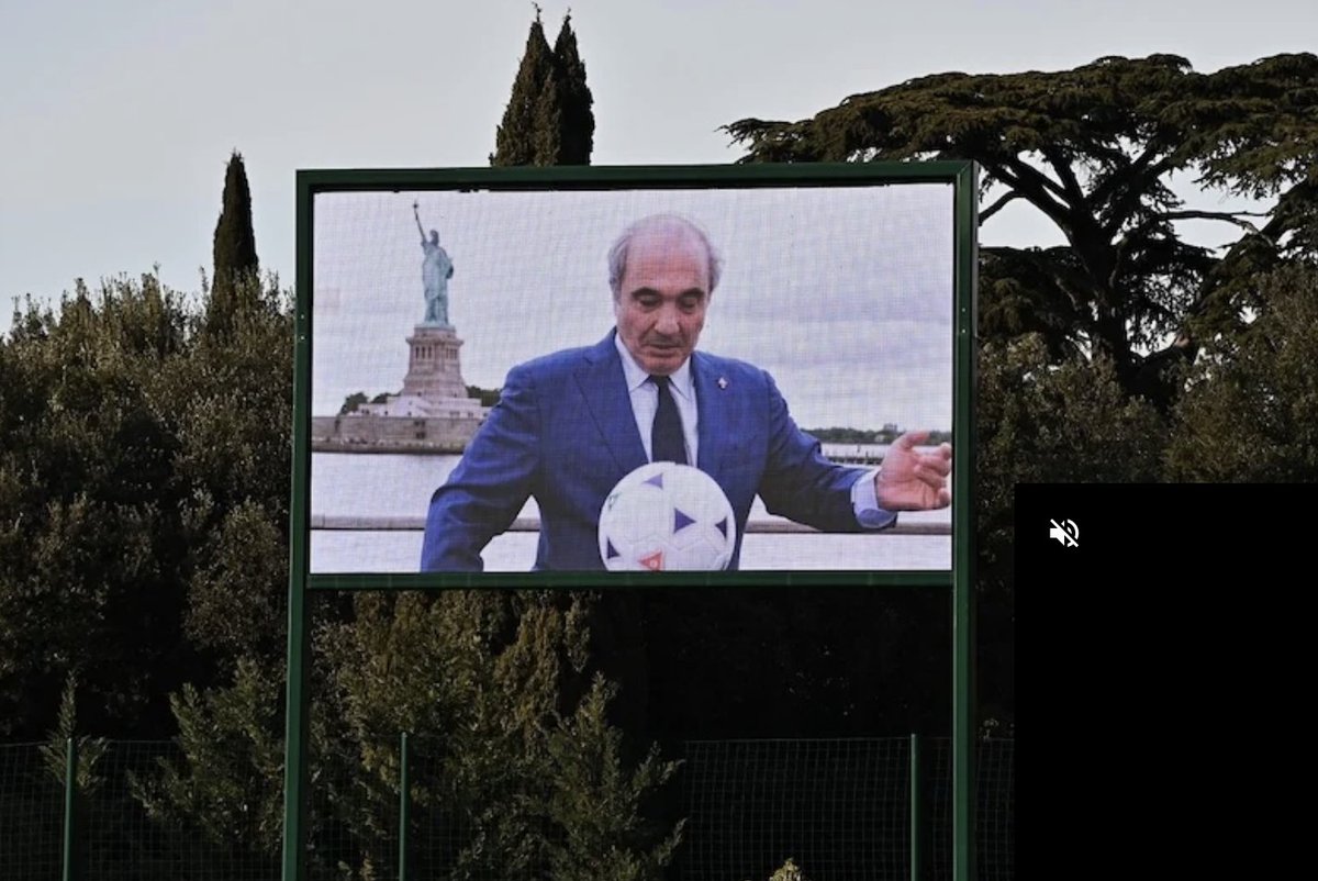 il Napolista tweet media