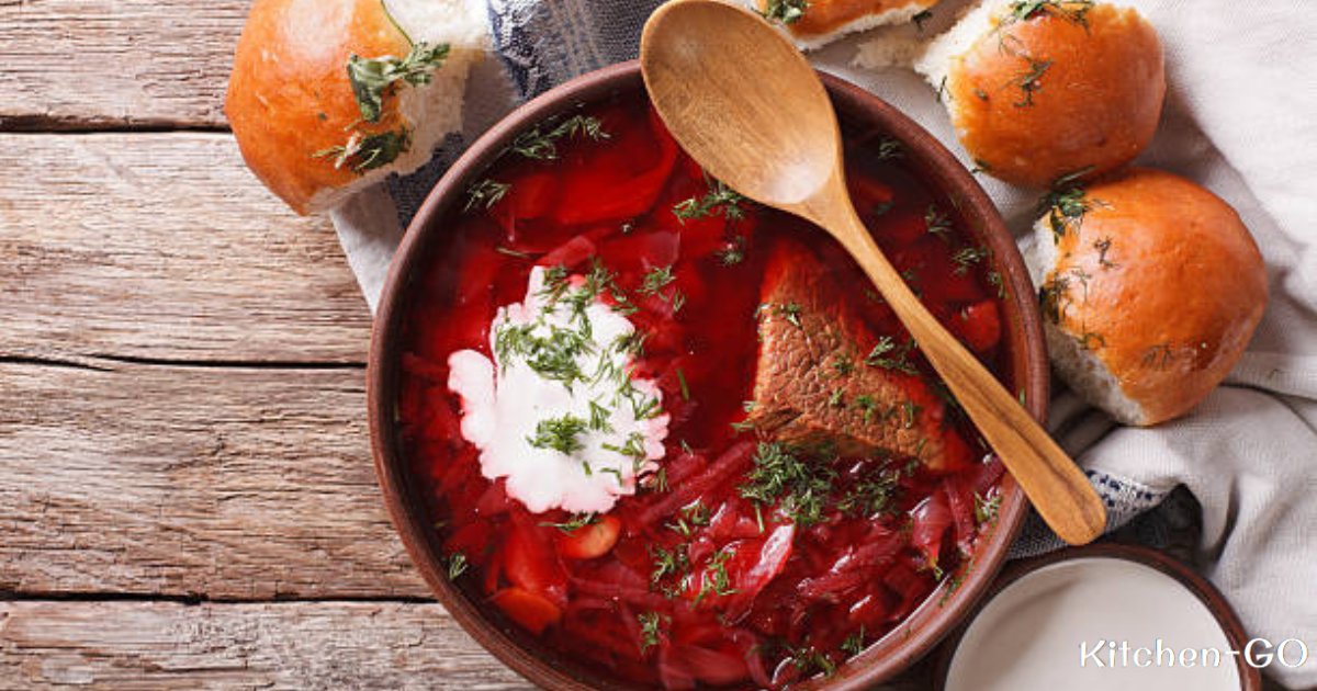 KitchenGO_brand's tweet image. The iconic borsch is probably the most famous Ukrainian dish, also considered the country's national dish. It is a comforting soup made with beetroot, meat or bone stock, and sautéed vegetables. #Borscht #vegetablesoup #Borsch #kitchengo #shakers #grinders