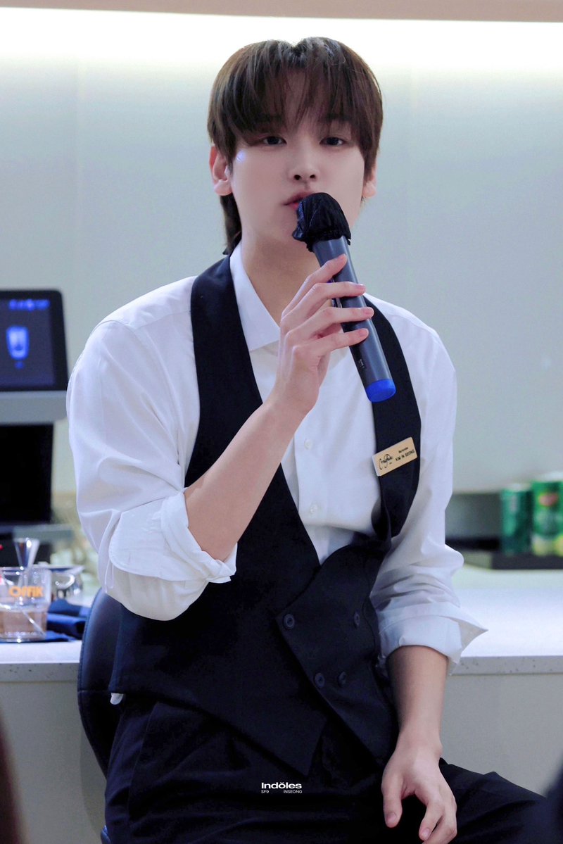 Indŏles tweet media