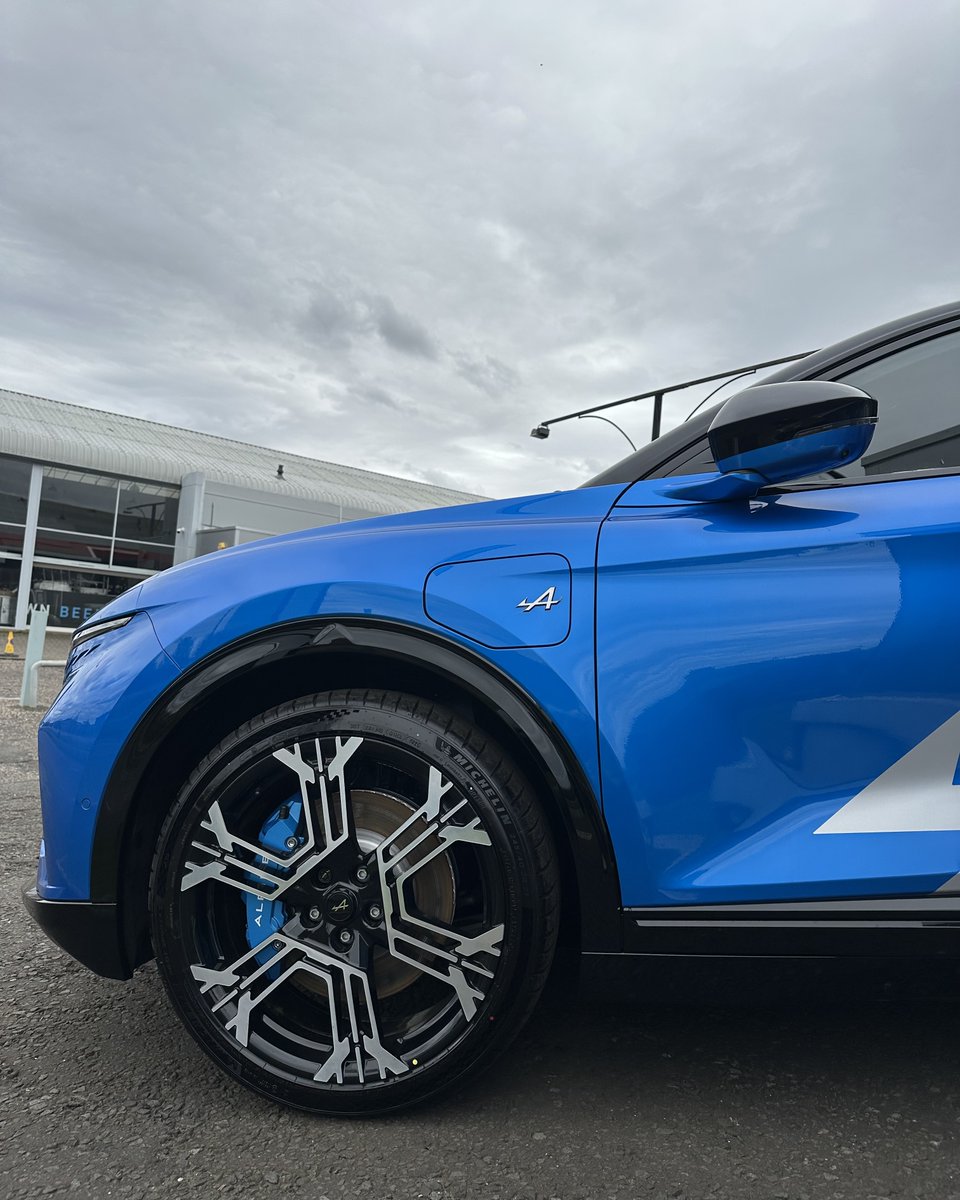 GRANGEMOTORS's tweet image. The wait is over.

A sport fastback like no other, the Alpine A390 has arrived in Edinburgh, finished in the striking Bleu Alpine Vision.

Book an appointment with Alpine Edinburgh to experience it in person.

#Alpine #AlpineEdinburgh #A390