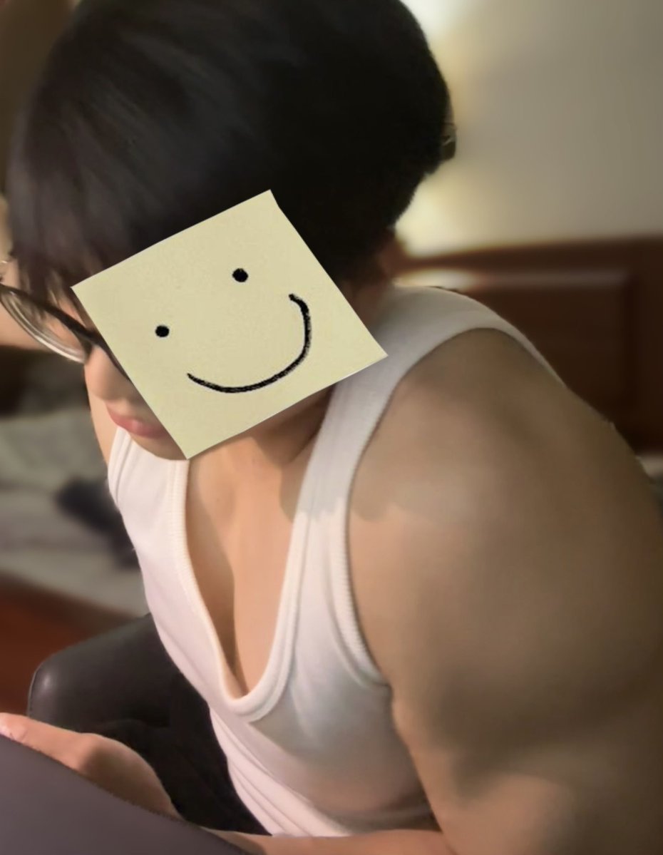 啊问啊 tweet media