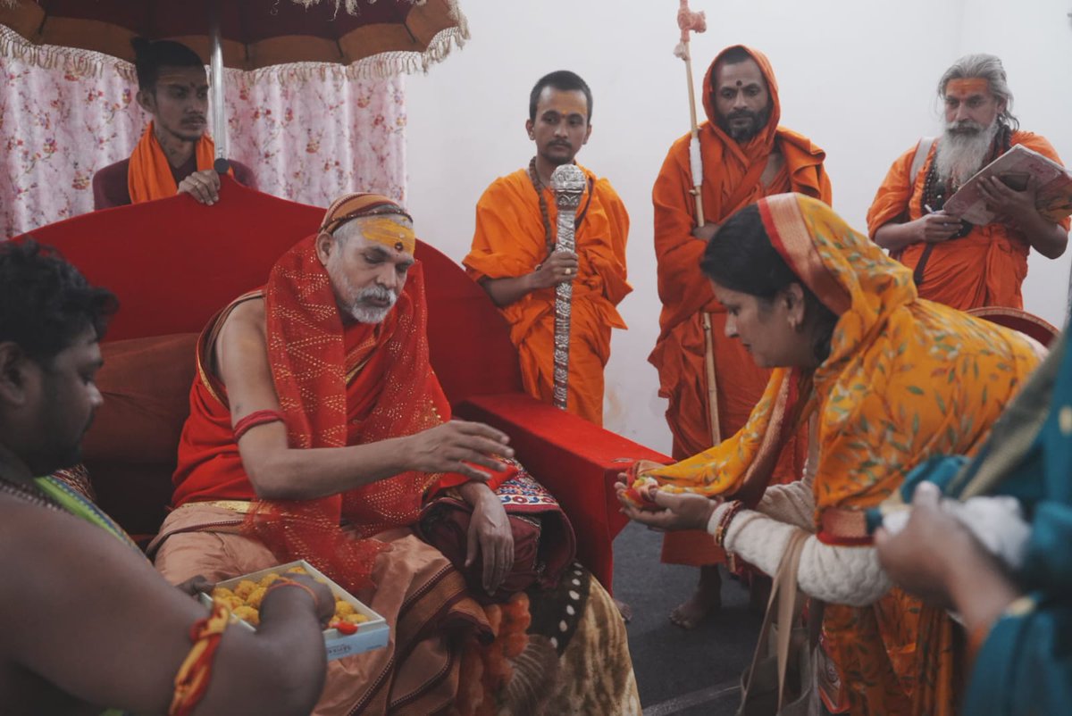 1008.Guru tweet media