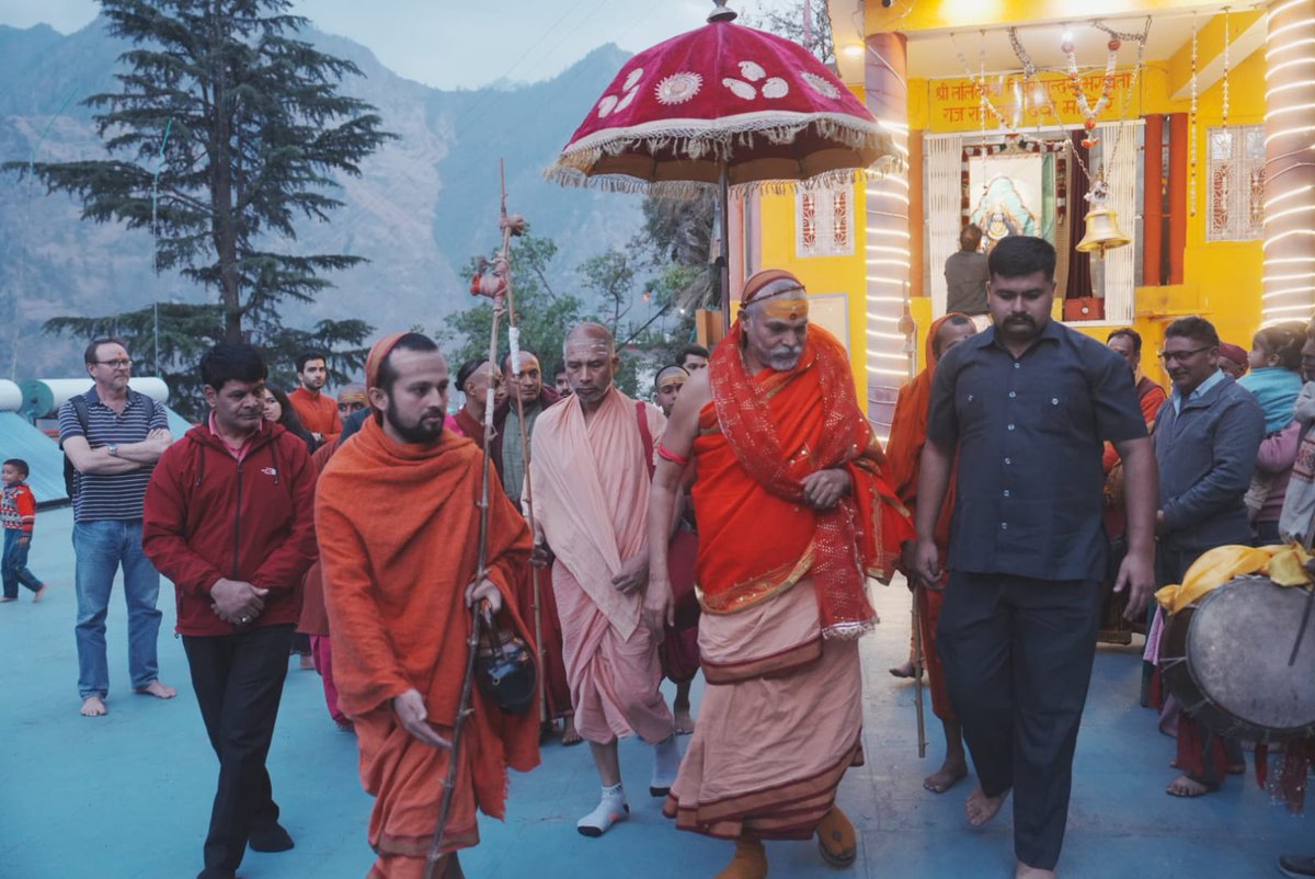 1008.Guru tweet media