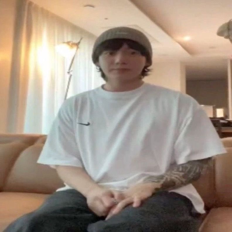 whimsyjoonie's tweet image. guys the demonic pfps are not funny u are not #funny