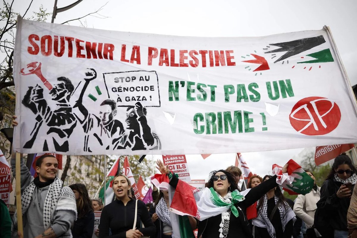 DD_Geopolitics's tweet photo. 🇫🇷✡️ MASSIVE WIN: France's Yadan Law has been WITHDRAWN after mass opposition forced centrist Assembly members to pull the bill.

The law would have criminalized criticism of Israel by integrating the IHRA definition of antisemitism into French law, prosecuting comparisons between Israeli policy and the Third Reich as hate speech and making slogans like "Free Palestine" a criminal offense as advocacy for terrorism.

800,000 signatures on an online petition. Pressure from far-left Assembly members and right-wing citizens. The government promised a watered-down version for late June, but the Assembly enters recess July 14, any delay pushes this back weeks or months.