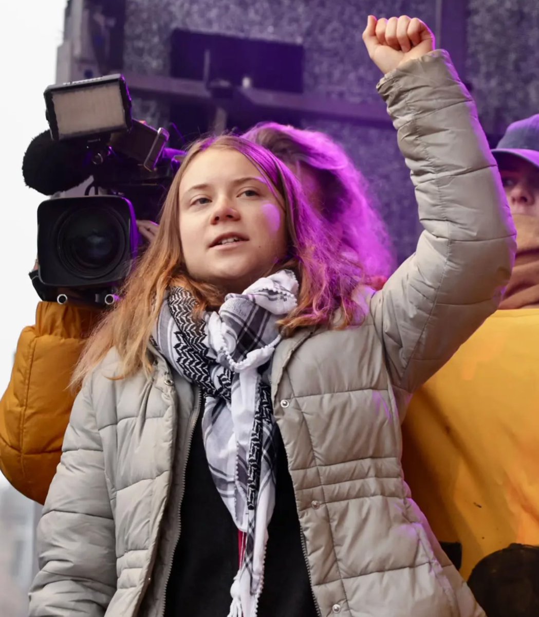 Genius Tech tweet media