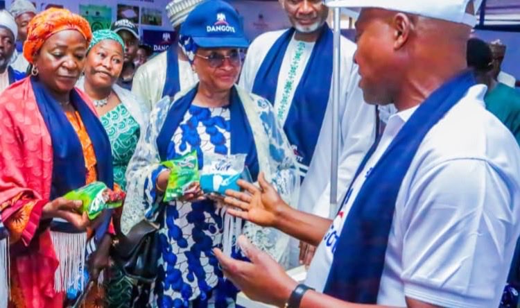 NgNewsAgency's tweet photo. Dangote: Getting set for another Trade Fair in Nasarawa
https://t.co/BpuZXMcGXC https://t.co/tF1hxVNJP4