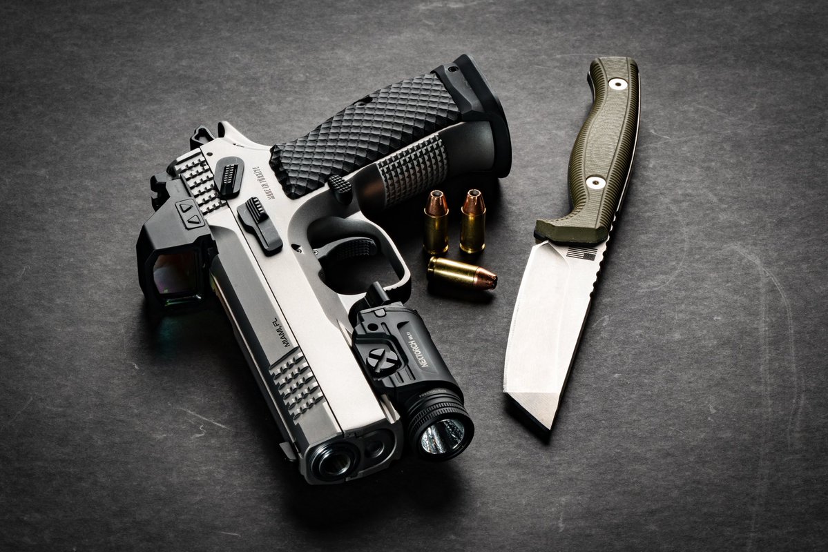 HangFire_TV's tweet image. For your consideration today, the @SarsilmazSilah 7/24 Sport.
.
#stainless #pistol #beauty #clean #yep