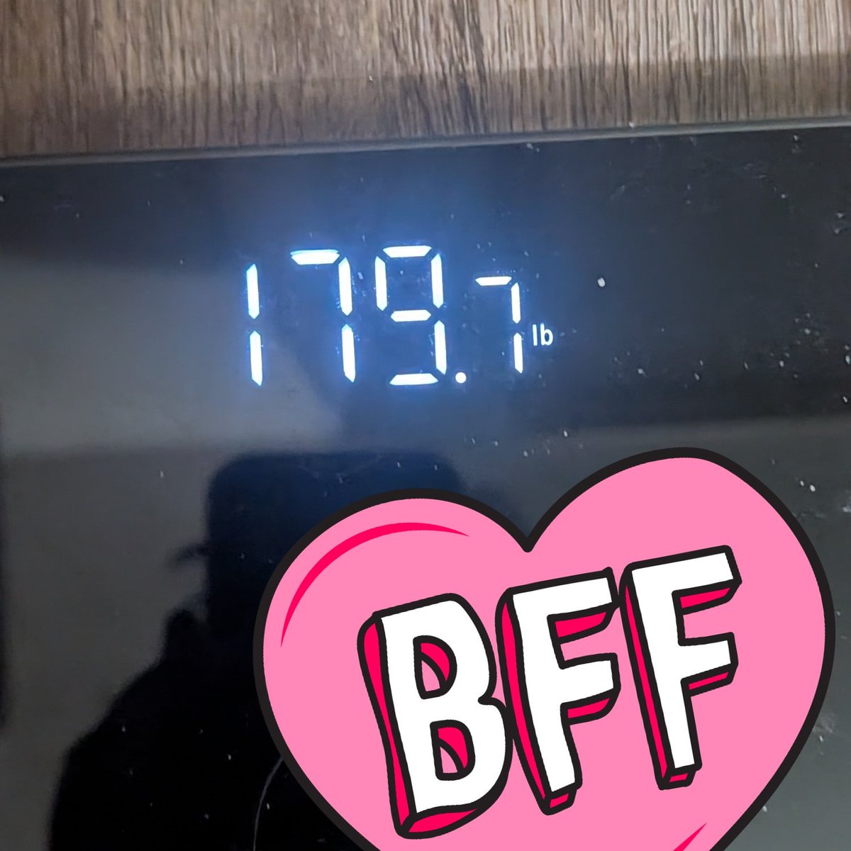 moon⋆｡°✩ tweet media