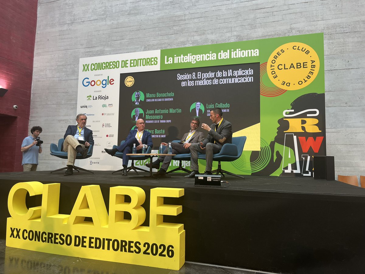 clabe_editores's tweet photo. Debatiendo sobre el poder de la IA aplicada a los medios con @luiscollado, Juan Antonio Martín Mesonero, @mbaste y @ManuBonachela  💡 https://t.co/qDXLpohZlc