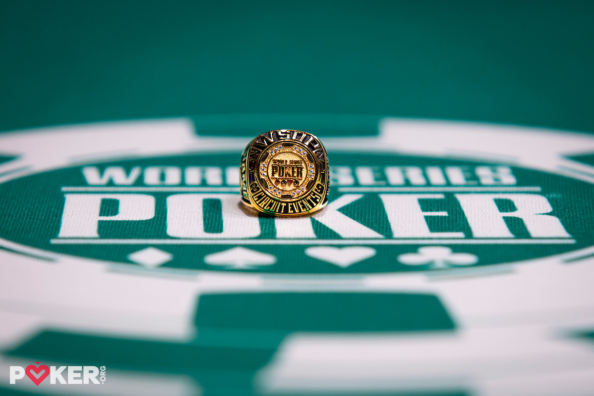 Harrah's Cherokee tweet media