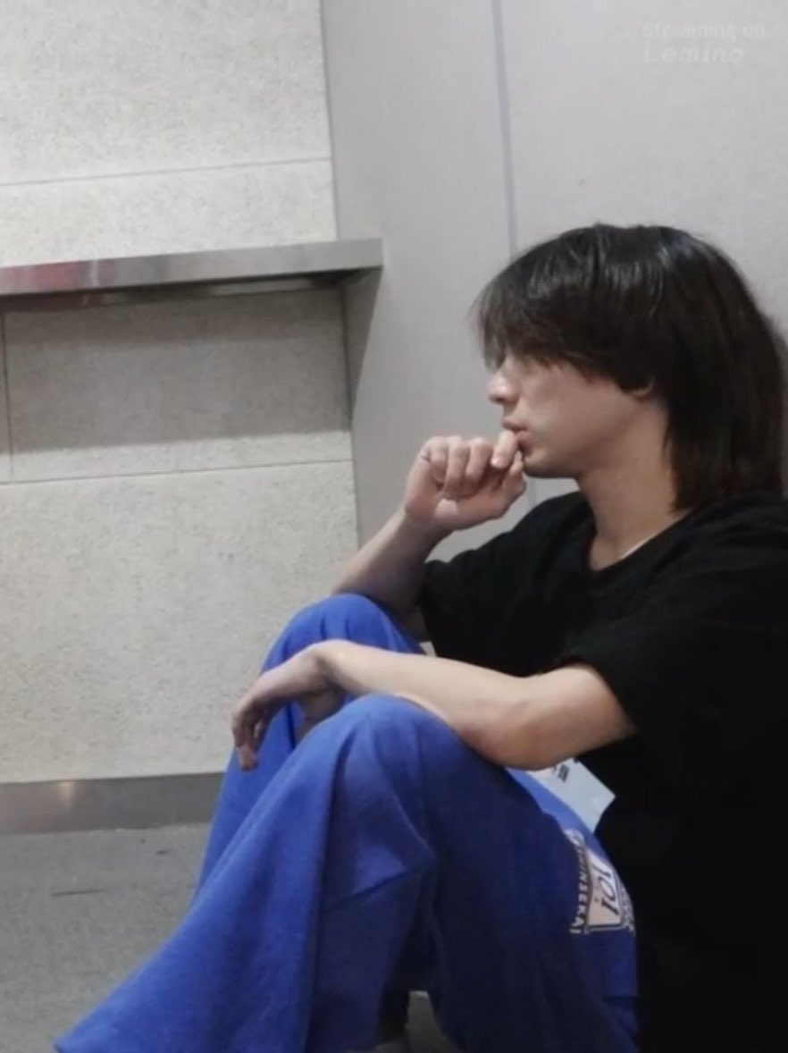 simesaba_07's tweet photo. 森井輝ってなんでこんなにメロいの https://t.co/E9EZLgXy9z