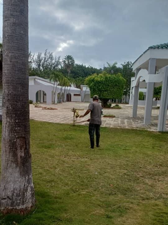 Si de espíritu de laboriosidad y dedicación se trata, el equipo del hotel #StarfishVaradero  siempre está dando el paso al frente y pensando en nuestros clientes 
#CubanacanHoteles
#CubanacanVaradero