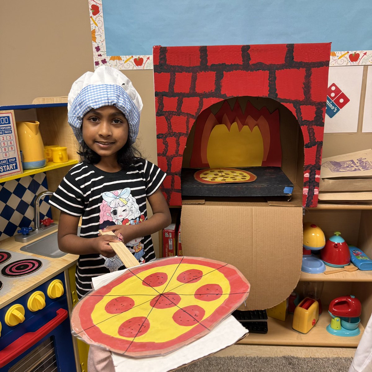 CommJacobs's tweet image. Teacher Ann Ross brought big smiles to her Georgia Pre-K class at Carrington Academy in Cumming! 🚗🍕 Students are loving their new play car wash and pizza oven—learning through imagination and fun! #GeorgiaPreK #EarlyLearning