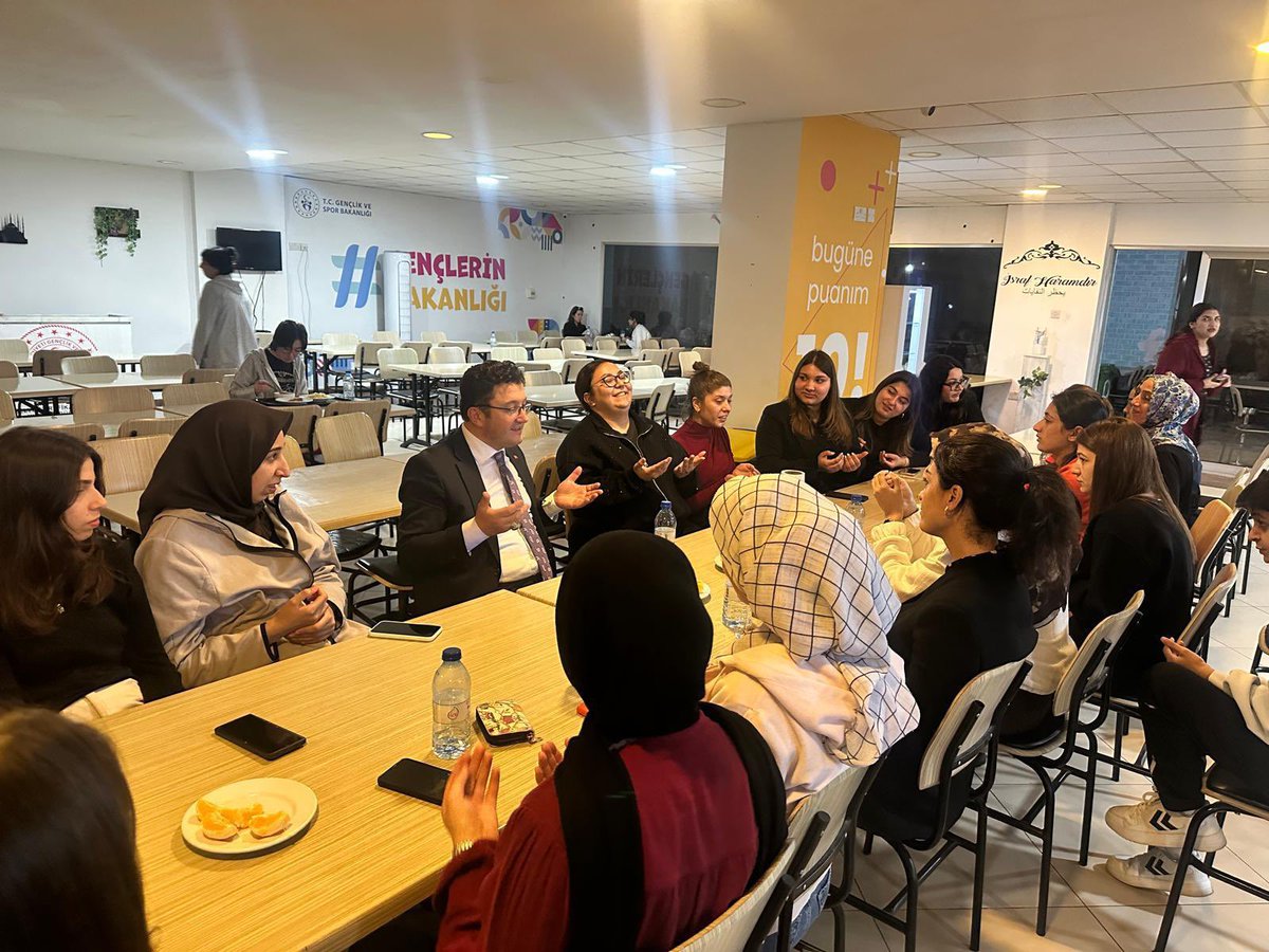 Kredi ve Yurtlar Genel Müdür Yardımcımız Sayın Ali ÖZDEMİR KKTC Refika Öğretmen yurdunda akşam yemeğinde öğrenciler ile birlikte hasbihal etti. 
<a href="/OA_BAK/">Dr. Osman Aşkın Bak</a> 
<a href="/eminogluenes/">Dr. Enes Eminoğlu</a> 
<a href="/aliozdemirgsb/">Ali ÖZDEMİR 🇹🇷</a>