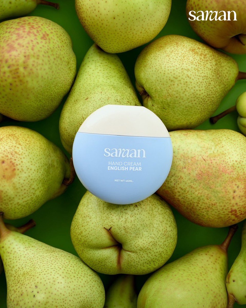 Saraanofficial's tweet image. #Saraan hand cream🍐🌹 มือนุ่ม ชุ่มชื้น ผิวเรียบเนียน ซึมไวไม่เหนอะหนะ 🤍 มี 4 กลิ่นให้เลือก: Velvet Rose / Bare Rose / English Pear / White Musk หอมละมุน ติดผิวยาวนาน เติมความมั่นใจในทุกวัน✨