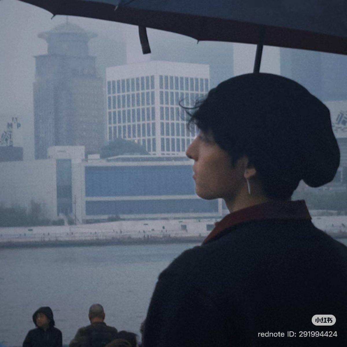 LovelyGellaa's tweet image. 얘네 이젠 대놓고 같은 곳에서 같은 구도로 사진 올리네🤭

저희 데이트 했어요 저희 사겨요 🧡💛

#SammysChildrensDay #XiZhao
#HeChangXi #HeYanZhao