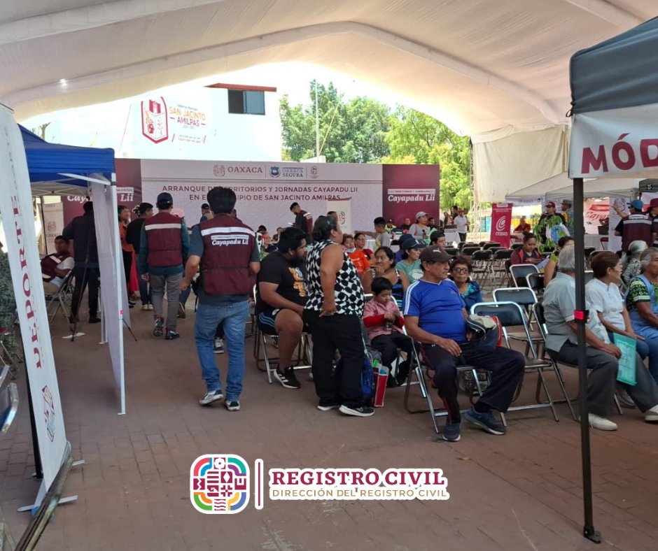 RegCivil_GobOax's tweet photo. En #SanJacintoAmilpas, la Jornada Cayapadu Lii acercó el Registro Civil a la gente: 330 actas, 119 asesorías y más de 200 personas atendidas.
Seguimos trabajando con cercanía para llevar identidad y certeza jurídica a cada comunidad. @luisosacastillo @salomonj https://t.co/wEciljXt93