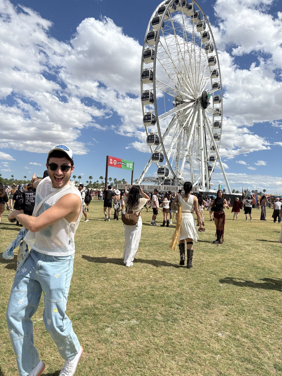 Coachella was fun, so here are some pics since I haven’t tweeted in a while