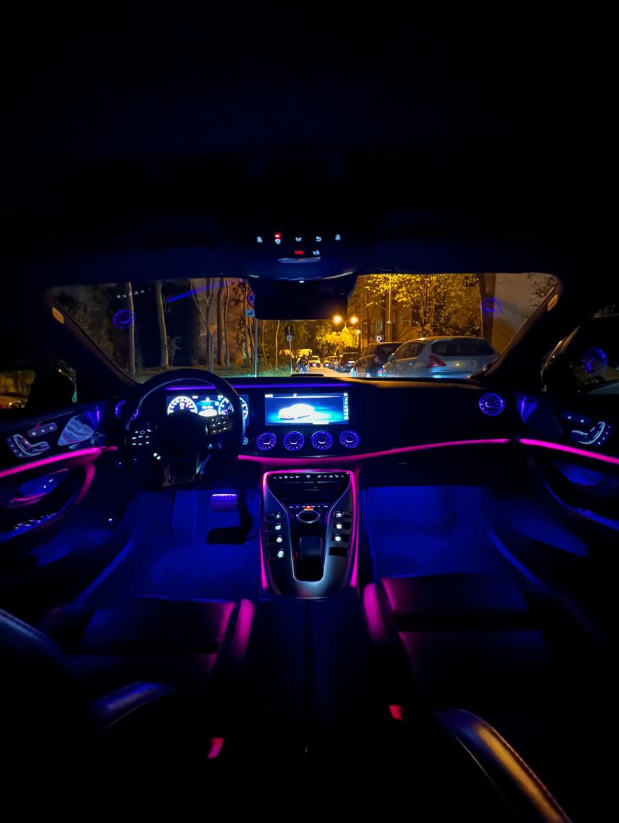 Car Hub tweet media