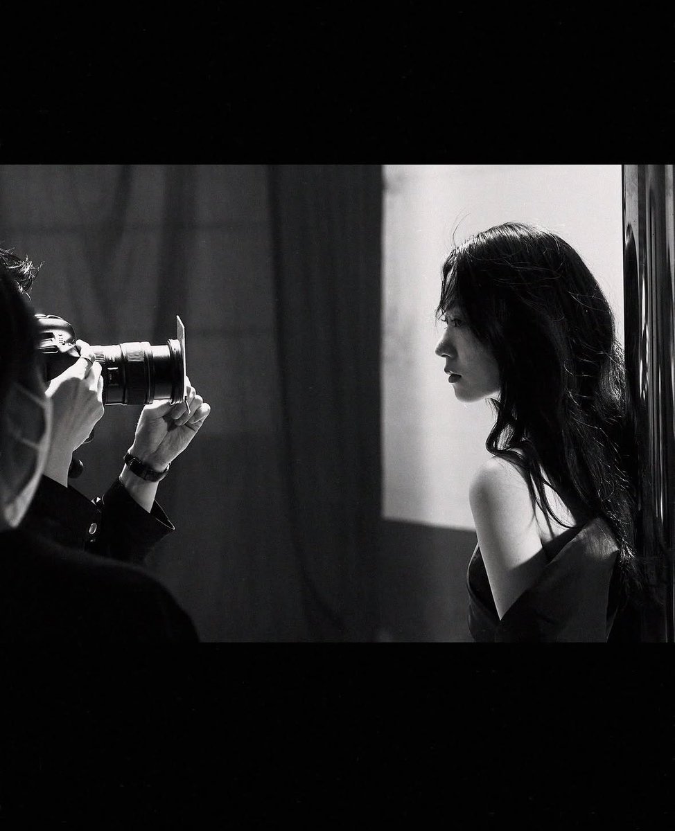 윤영이 보는 촬영 속 여빈 📸