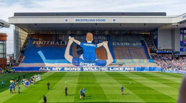 Carson 🇬🇮 tweet media