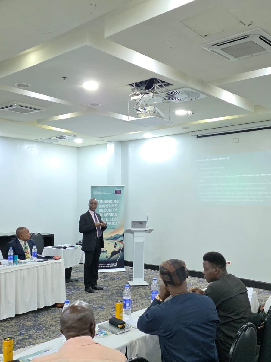 UNODC_MCP's tweet image. This week in 🇳🇬, @UNODC _MCP delivered a training for @ndlea_nigeria personnel on Law of the 🌊&amp;amp; Advocacy The training aimed to further enhance their capacity to handle drug cases. Funded by EU under the #Safe Seas for Africa project. @UNODC_Nigeria @EUinNigeria #BorderManagement