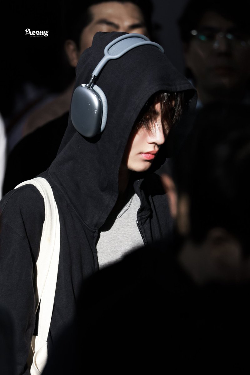 𝐀𝐞𝐨𝐧𝐠! tweet media