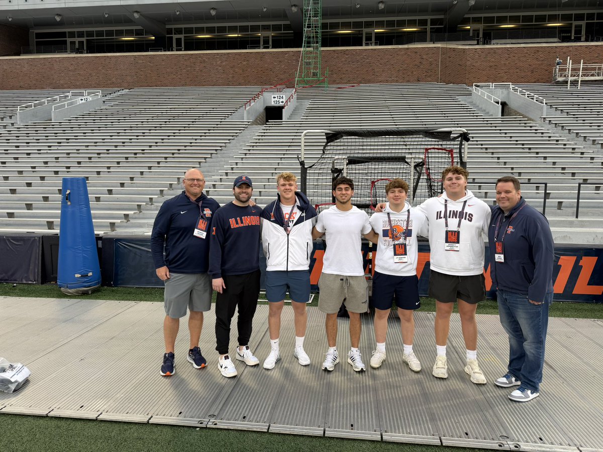 Barrett Armbruster 2027 OL tweet media