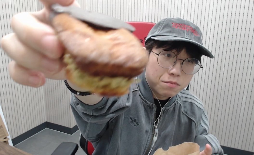 Industrial Revolution tweet media