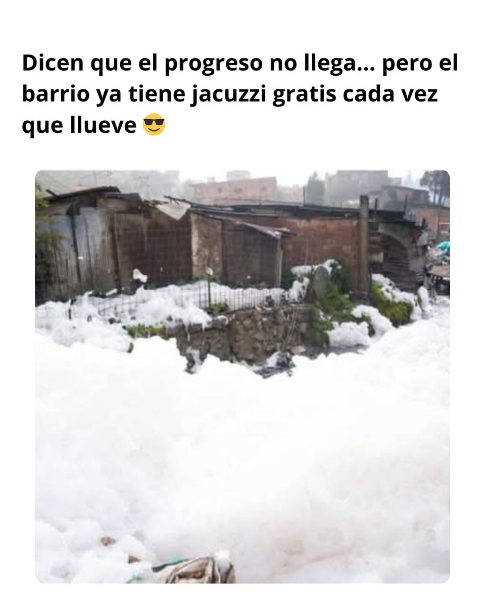 lenninchavarrob's tweet photo. No es inundación… es experiencia premium con espuma 🛁✨
solo en el barrio. 

@WJohan #TallerXPeriodismo https://t.co/D9WDuqUcmr