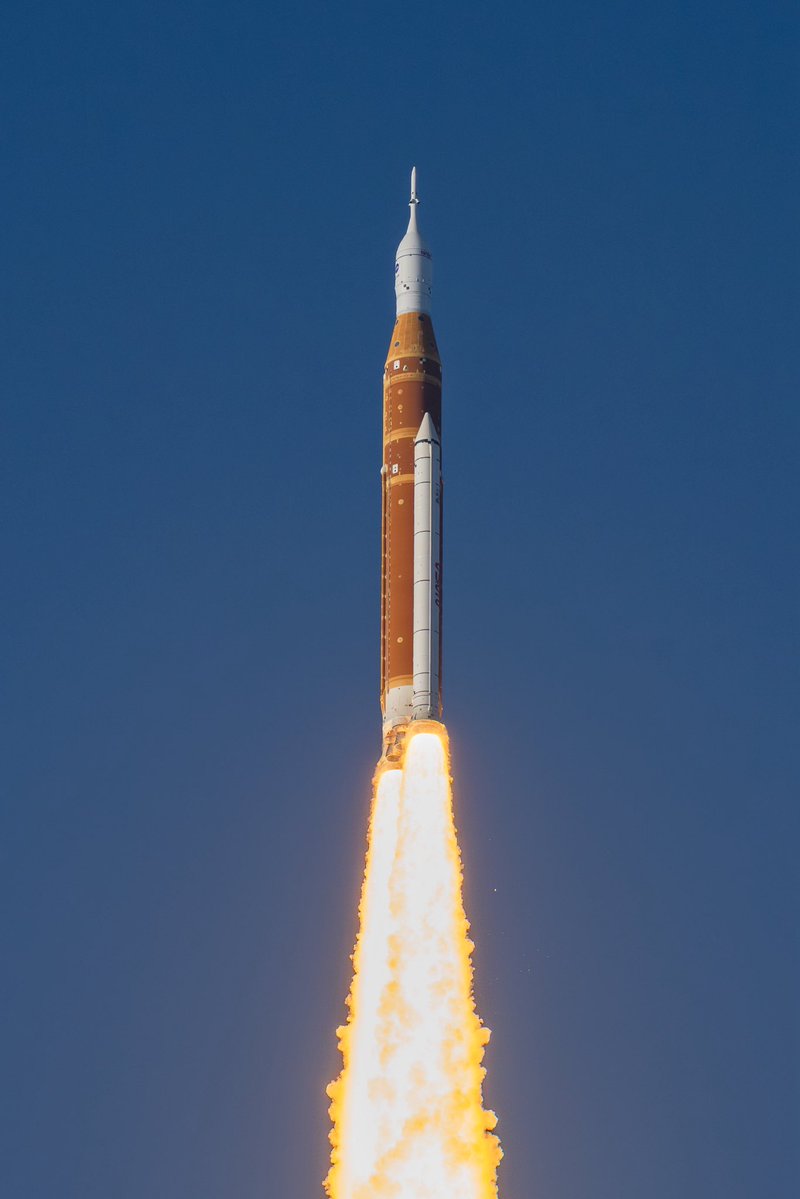 brandonjmphoto's tweet image. Thanks @NikonUSA for the loaner #NikonZ9 and 500mm f4 to document the historic #RocketLaunch of #ArtemisII to the moon earlier this month. 20FPS is amazing. 📷: Brandon Moser/Alamy Live News