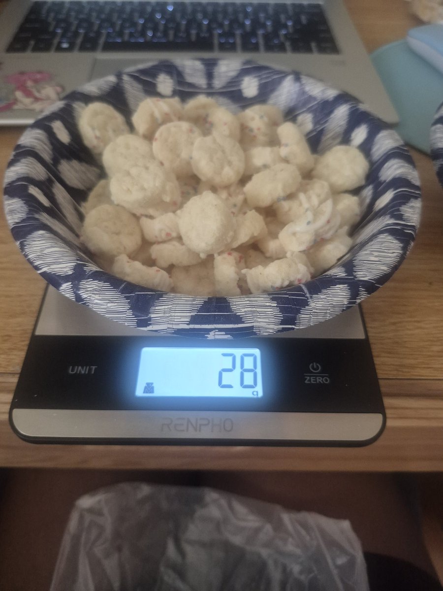28 pieces vs 28g