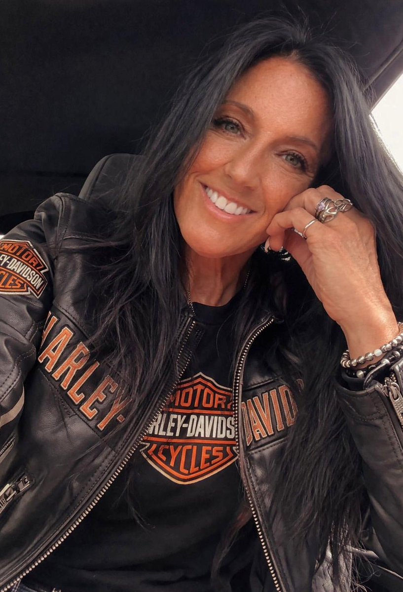 Sarah Sam tweet media