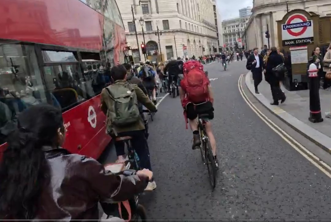 Vitor Alcobia tweet media