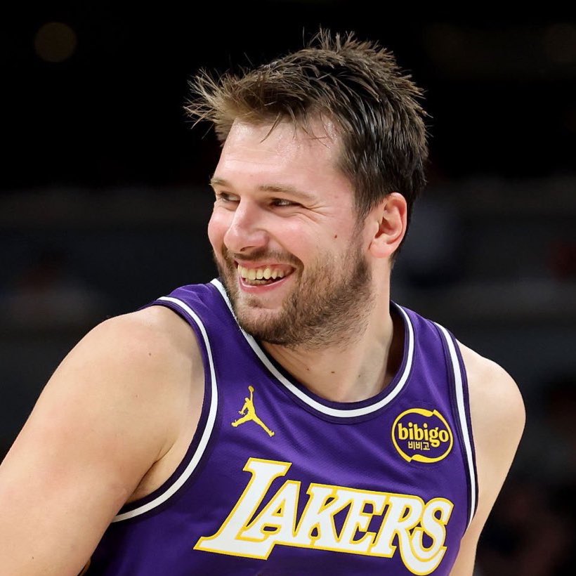 LakeShowYo tweet media