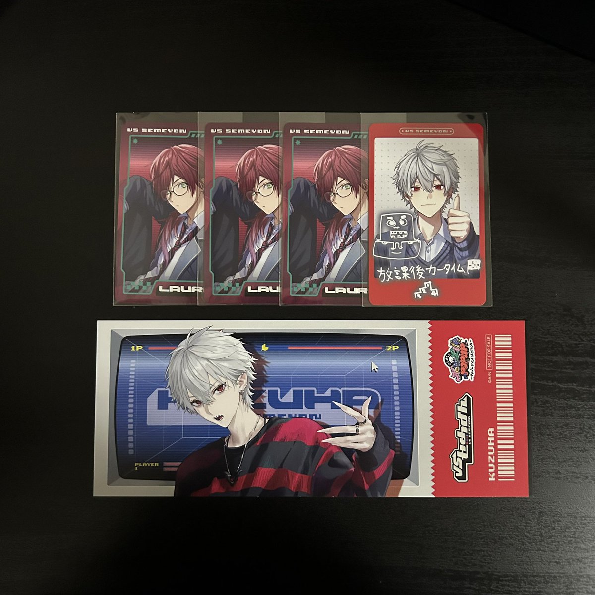 gr_chiha's tweet photo. 【交換】VSせめよん ランダムフォト風カード グッズ 特典 アクリルマグネット　ランダムグリッター缶バッチ

譲：画像1〜2枚目

求：画像3枚目の💖>🩵

まとめての方優先📮
※ 返信にお時間いただく可能性がございます。

検索からでもお気軽にお声掛けください🙇‍♀️ https://t.co/aosjgPkmuY