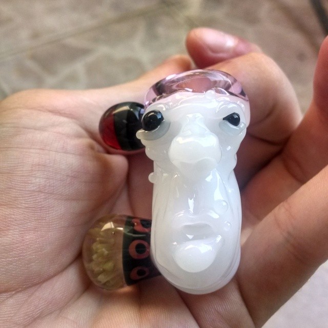 piecemakerglass's tweet photo. #pendantsofig #glass #glassofig #glassporn #glassart #boro #710 #headyart #headypendant https://t.co/jqd3Tecysw