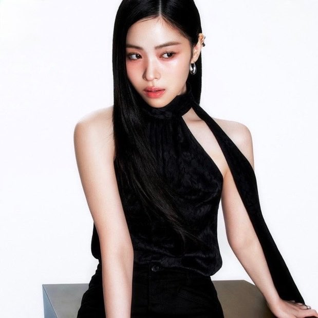 Kpop Stats tweet media